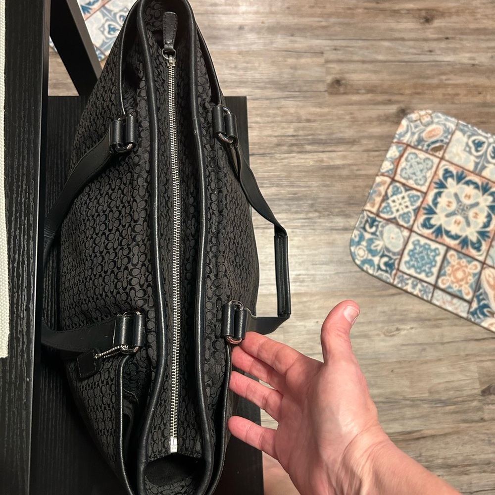 Coach❤️Hampton Black Signature Monogram X-Large Tote/Laptop Bag - Picture 8 of 15